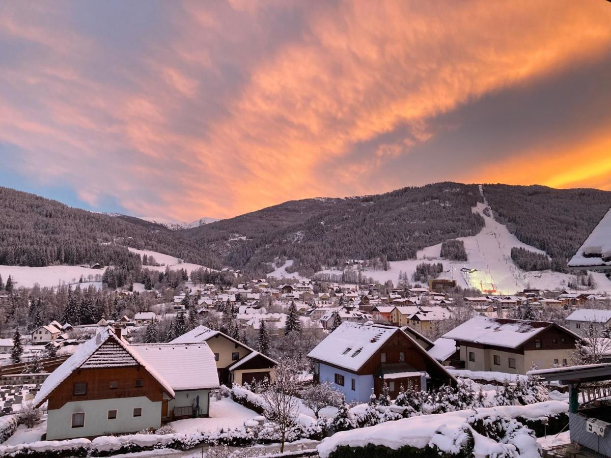 Villa Haus Georgi Sankt Lorenzen ob Murau Exterior foto